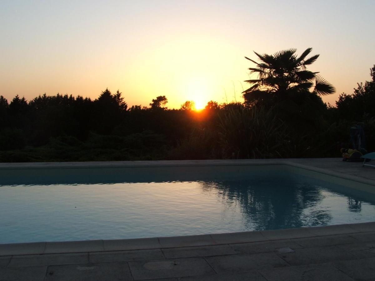 Villa La Zénitude Les Lèches Esterno foto